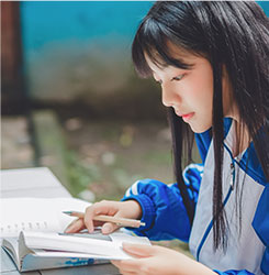 学生3